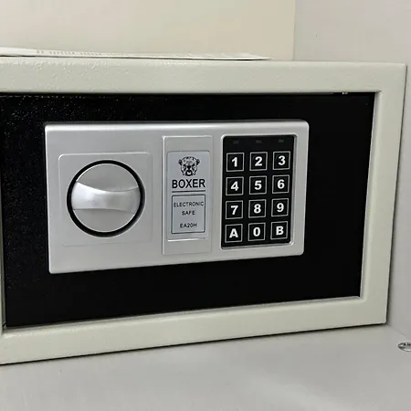 Rosso Locazioni Brevi *