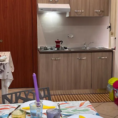 Rosso Locazioni Brevi 度假居 那不勒斯