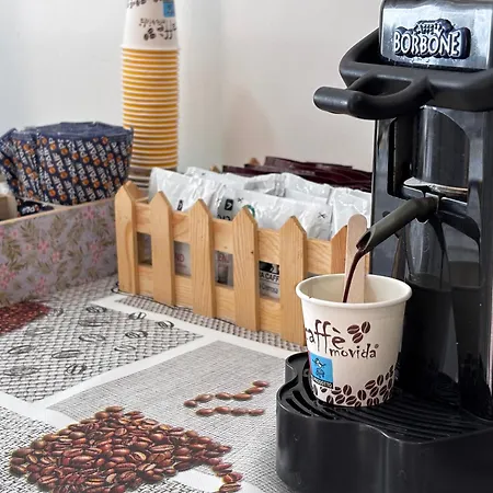 Rosso Locazioni Brevi *