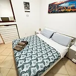 Rosso Locazioni Brevi Feriehus *